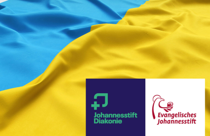 Ukrainefahne mit Logos von JSD und EJS