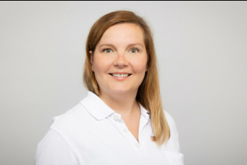 Referentin Tony Marie Raum, Oberärztin