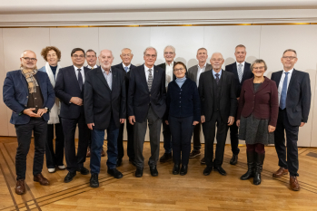 Gruppenfoto Stiftungsrat